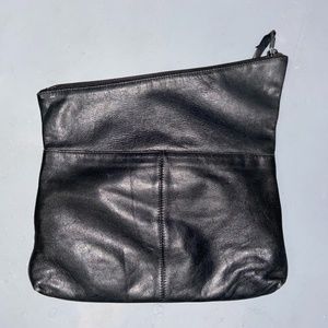 TONI GENUINE LEATHER BLACK PURSE